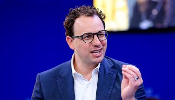 La nueva IA de Anthropic genera alarma a nivel mundial: «Es peor que una bomba atómica»