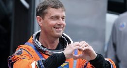 La misión Artemis nombra un cráter lunar «Carroll» en memoria de la esposa del comandante Reid Wiseman