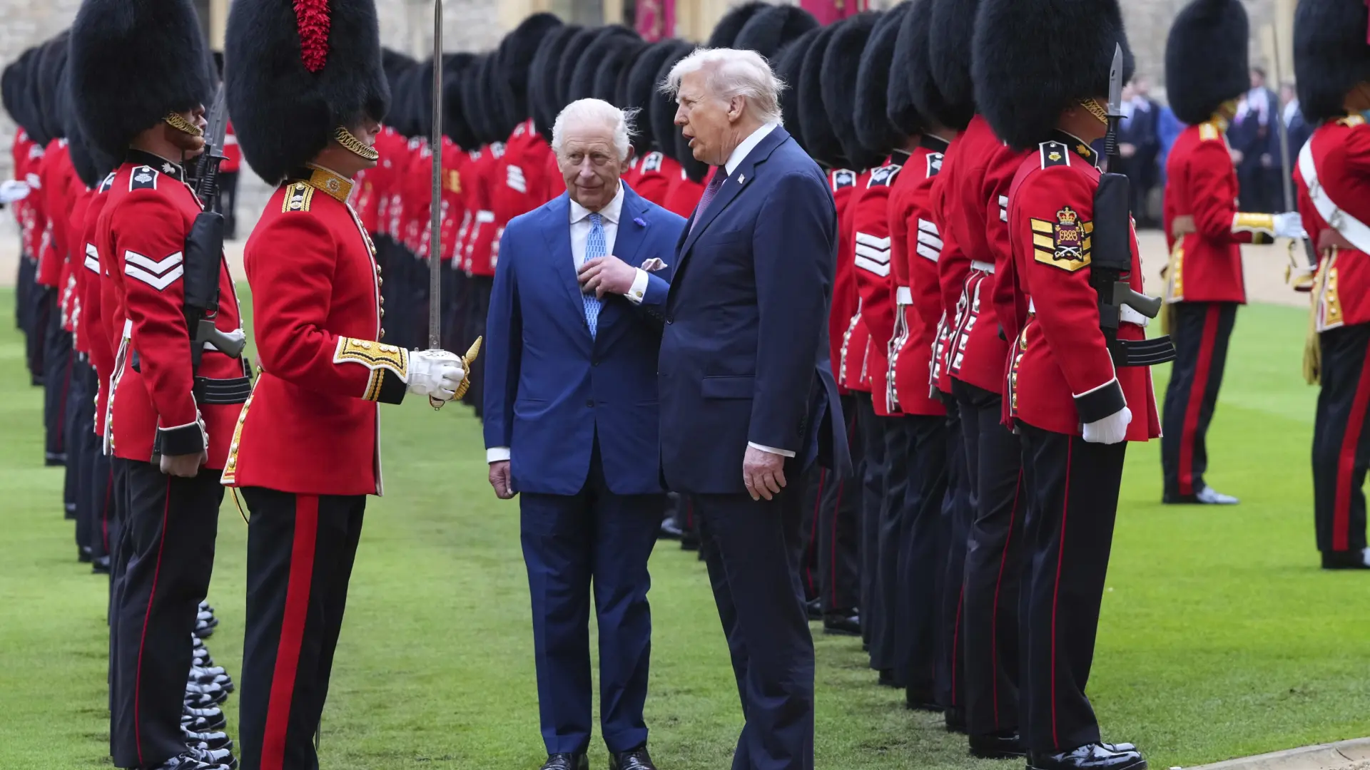 El rey Carlos III emprende un viaje a EEUU en el momento más bajo de relación bilateral