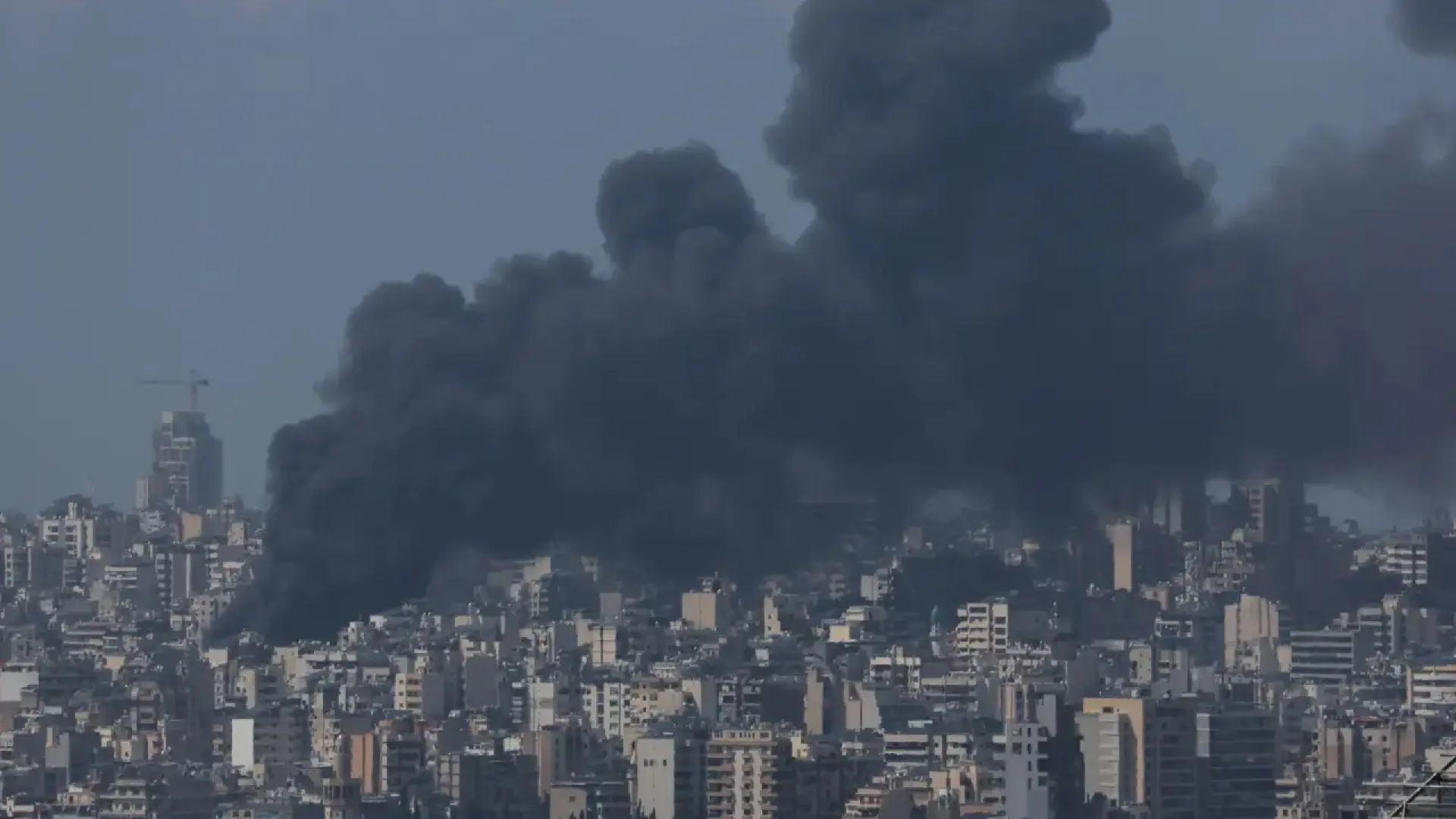 Israel lanza 160 bombas en 10 minutos en el «mayor ataque» contra el Líbano pese al alto el fuego en Irán
