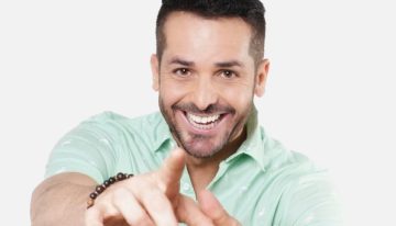 Jonathan Cardenales agradece el milagro de vida de su hijo Aster: “Nos tiene bien felices”