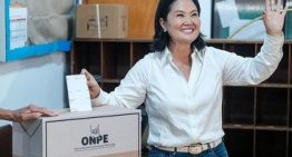 La fiscalía anticorrupción registra la vivienda del jefe del organismo electoral de Perú