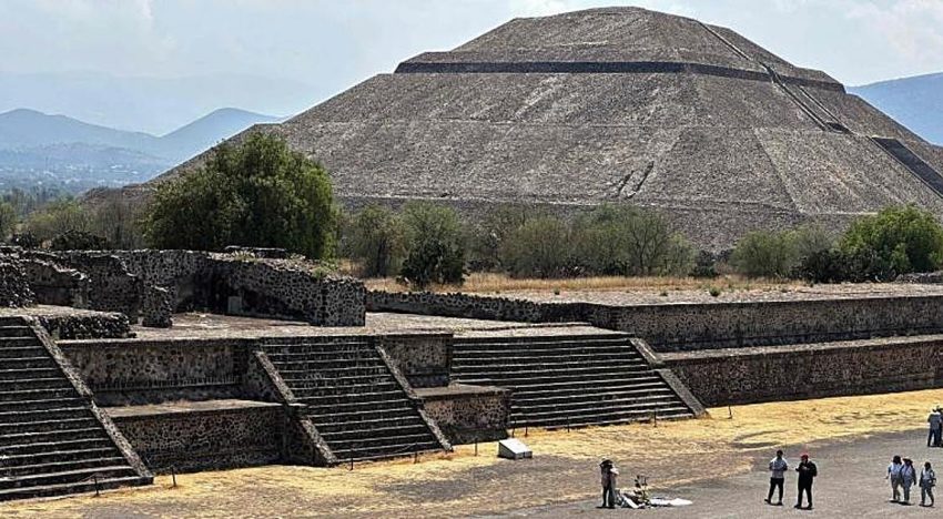 Al menos dos muertos y tres heridos en un tiroteo en las pirámides de Teotihuacán en México