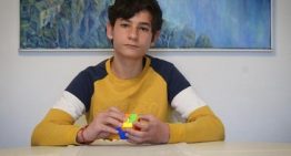 TikTok avisa a los padres sobre el uso de la aplicación de los menores: esta es la edad mínima y el límite de minutos al día