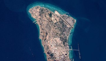 Irán denuncia ataques a la isla de Jark, el enclave estratégico del petróleo del país