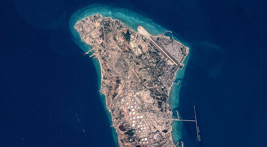 Irán denuncia ataques a la isla de Jark, el enclave estratégico del petróleo del país