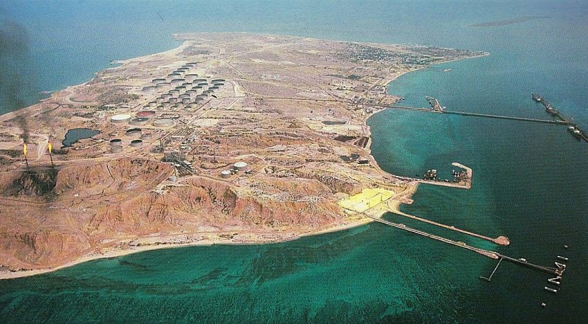 EE.UU. e Israel apuran el ultimátum con feroces ataques sobre  Jark y los trenes iraníes