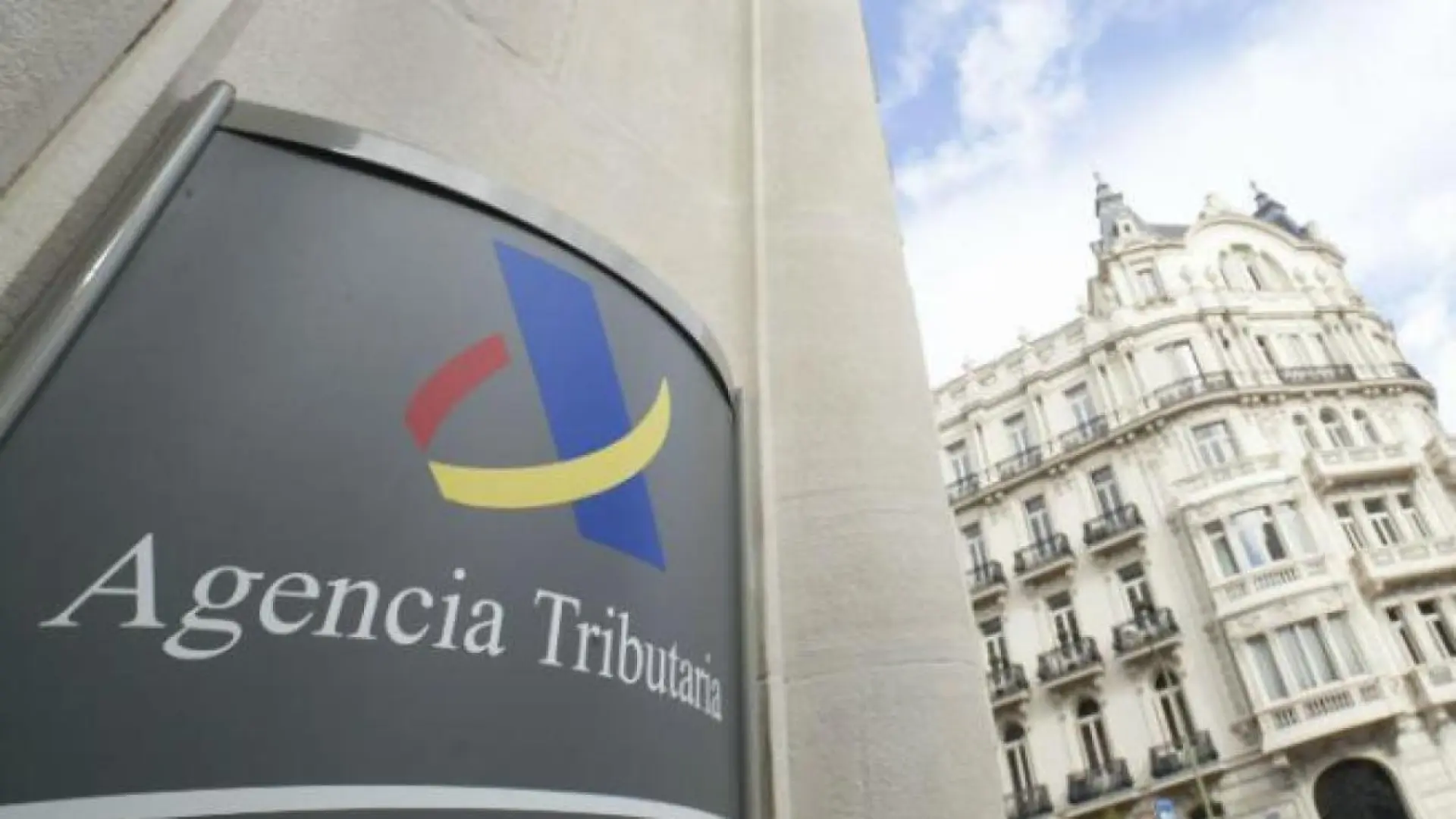 Hacienda apunta a una campaña de la Renta de récord: confía ingresar casi 25.000 millones, un 18% más que en la anterior