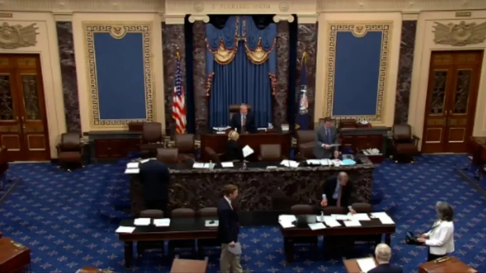 El Senado de EEUU falla en su intento de limitar posibles acciones militares de Trump en Cuba