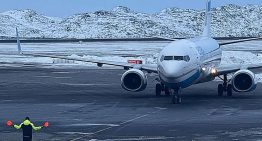 Evacúan el aeropuerto de Nuuk en Groenlandia por amenaza de bomba