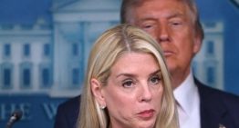 Melania Trump niega relación alguna con Epstein