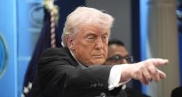 Trump habla con Putin y asegura que le ha pedido  un alto el fuego en Ucrania