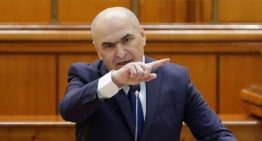 El caos político se apodera de Rumanía tras la destitución del primer ministro Bolojan