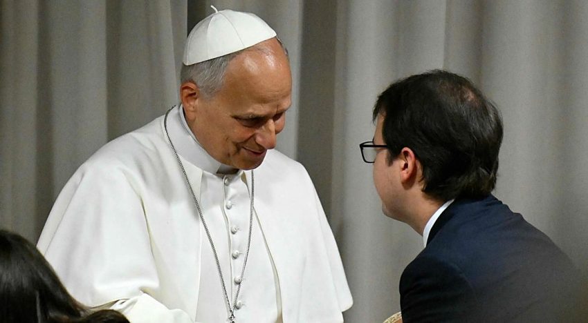 Christopher Olah: por qué el Papa escogió a un ejecutivo de Anthropic para alertar sobre la amenaza de la IA