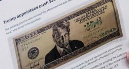 La Justicia paraliza el polémico fondo de 1.800 millones de Trump para recompensar a sus aliados