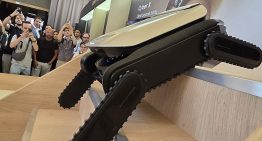 Un robot que sube escaleras y un frigorífico que sirve agua con gas