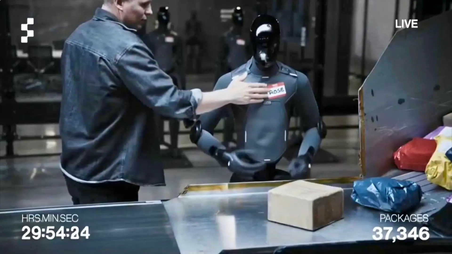 Frank, Gary, Bob y Rose: los robots humanoides que llevan dos días moviendo paquetes en directo