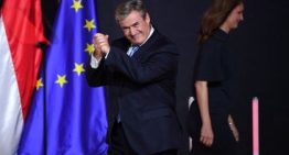 Magyar toma posesión como primer ministro de Hungría con una «petición de cuentas» a Orbán