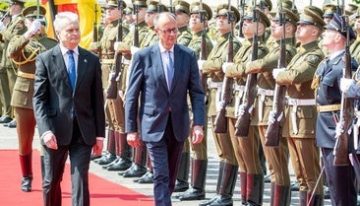 Austria obliga a cuatro aviones militares estadounidenses a salir de su espacio aéreo
