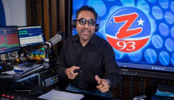 El locutor de la salsa: la incomparable historia del El Búho Loco