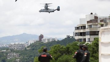 Dos aeronaves militares de EE.UU. para asaltos de combate sobrevolaron a Caracas