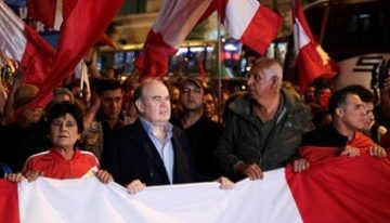 Perú elegirá al próximo presidente entre la derechista Keiko Sofía Fujimori y el izquierdista Roberto Sánchez