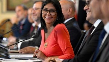 EE.UU. relaja las sanciones en favor de la reestructuración de la deuda de Venezuela y su petrolera estatal
