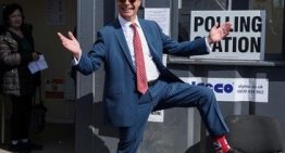 El Partido Laborista británico sufre un duro golpe en las elecciones locales, mientras que el partido populista de Farage gana terreno