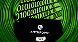 Anthropic sugiere «pausar» el desarrollo de la IA: «El papel humano se está reduciendo en cada paso»