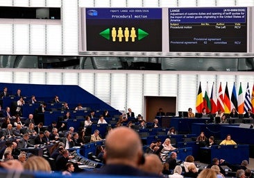 El Parlamento Europeo pide suspender el acuerdo con Cuba si no hay apertura democrática