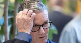 Starmer anunciará su dimisión este lunes, según medios británicos, pero su gabinete lo niega
