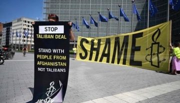 Tormenta política en la UE por la reunión con los talibanes para expulsar a afganos irregulares