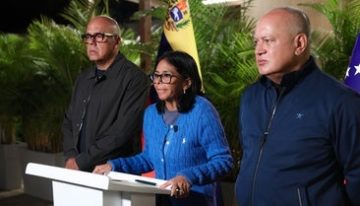 La tragedia socava el poder chavista, pero Trump no acelera la transición política