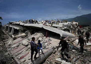 Los hospitales de Venezuela, sin medios para los heridos del terremoto