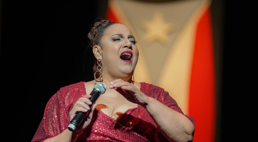 Cuatro décadas de arte en 13 canciones: el debut solista de Aidita Encarnación