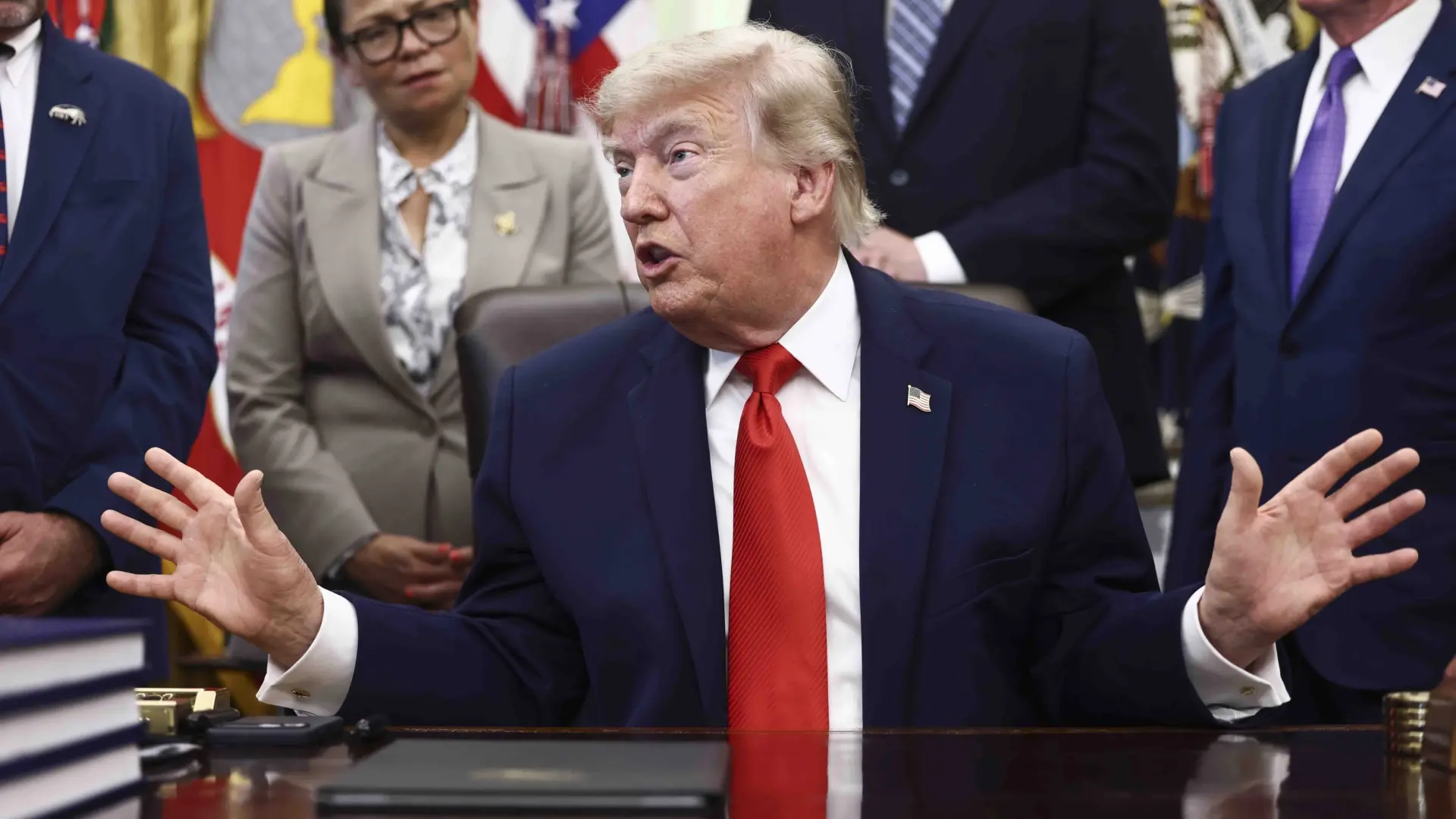 Trump anuncia un principio de acuerdo con Irán que podría firmarse este fin de semana en Europa y Teherán lo niega