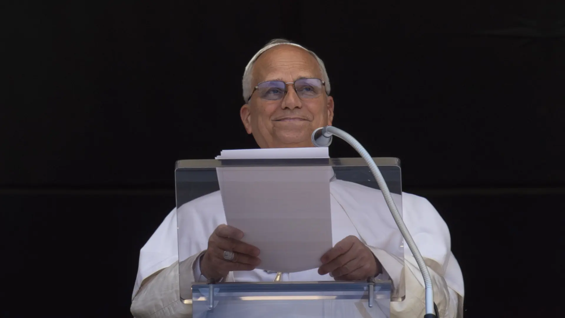 El Papa León XIV invita a la clase política española al diálogo y les insta a no insultarse: «Tenemos que escucharnos unos a otros»