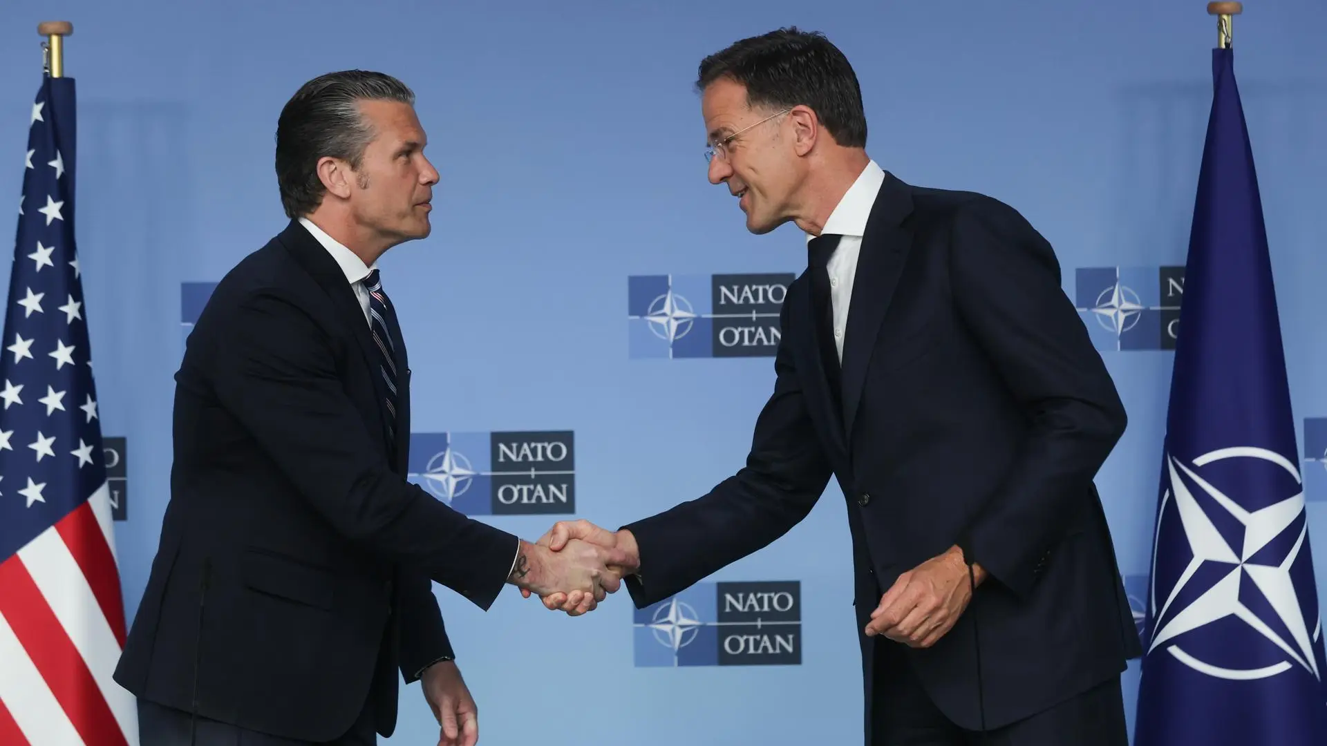 Rutte pone en duda que EEUU cumpla «con lo prometido» en caso de guerra y Washington pide a los aliados «hacer más»