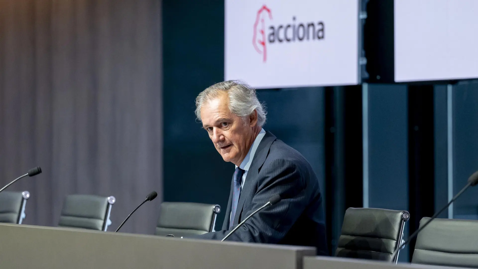 Entrecanales reconoce un gran interés de los inversores en Acciona Energía pero ve improbable la venta del 100%