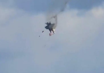 Mueren los ocho tripulantes de un bombardero B-52 estadounidense tras estrellarse en California
