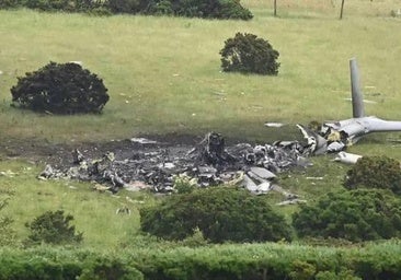 Una avioneta se estrella contra el edificio más alto de Pekín