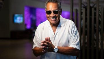 Tito Nieves celebra sus 67 años activo, con nuevo disco y el cariño del público