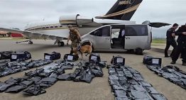 Gana un jet privado en un concurso de MrBeast y lo detienen después por traficar con marihuana en otro avión