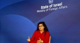 Trump anuncia la firma del acuerdo con Irán este domingo, pero Teherán lo niega