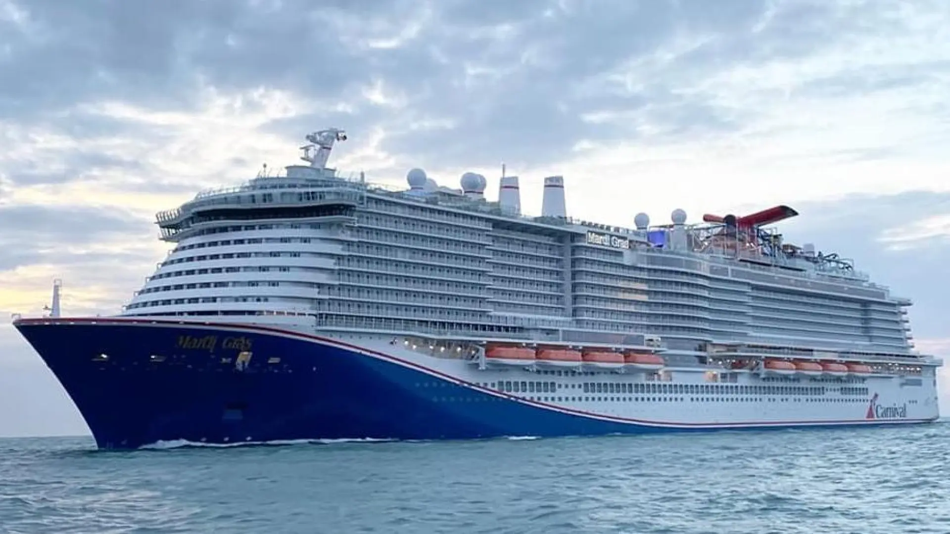 Un ciberataque a la línea de cruceros más famosa del mundo expone los datos de los pasaportes de seis millones de personas