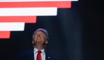 Trump agita la amenaza del comunismo para movilizar a su electorado ante las elecciones