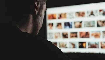 Más control contra la webs de pornografía: la UE avala que impongan la verificación de edad a sus usuarios