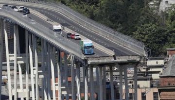 Italia investiga la muerte de un marroquí inmovilizado en el suelo por la Policía