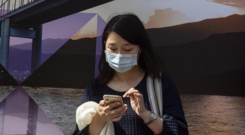 China acaba con los novios y los amigos creados con IA