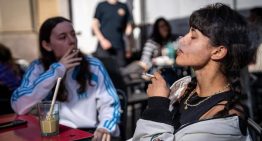 La nueva ley antitabaco prevé multas de hasta 600 euros para los menores que fumen